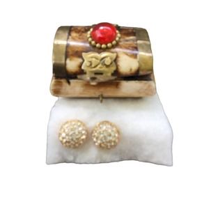 VINTAGE Swarovski Crystal Gold Earrings in Morroccan Camel Box Treasure Chest